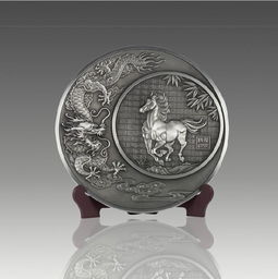 純錫坊中式復(fù)古錫盤龍馬精神紀(jì)念盤工藝品擺件禮盒包裝,純錫坊中式復(fù)古錫盤龍馬精神紀(jì)念盤工藝品擺件禮盒包裝生產(chǎn)廠家,純錫坊中式復(fù)古錫盤龍馬精神紀(jì)念盤工藝品擺件禮盒包裝價格
