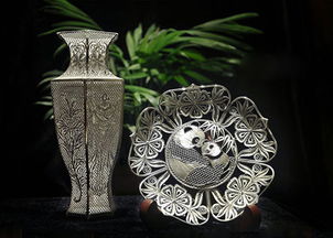 形態(tài)逼真的銀絲工藝品