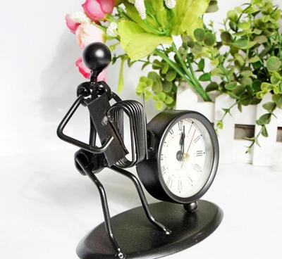 金屬擺件工藝品 小鐵人時鐘手風(fēng)琴模型擺件 T317-64